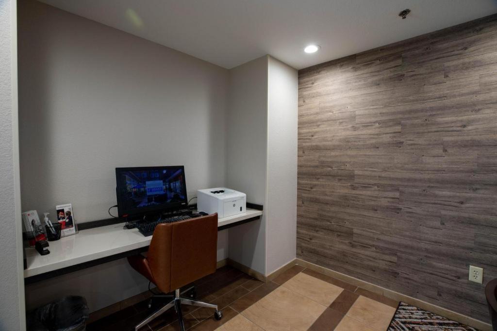 Candlewood Suites Saint Joseph By Ihg Eksteriør billede