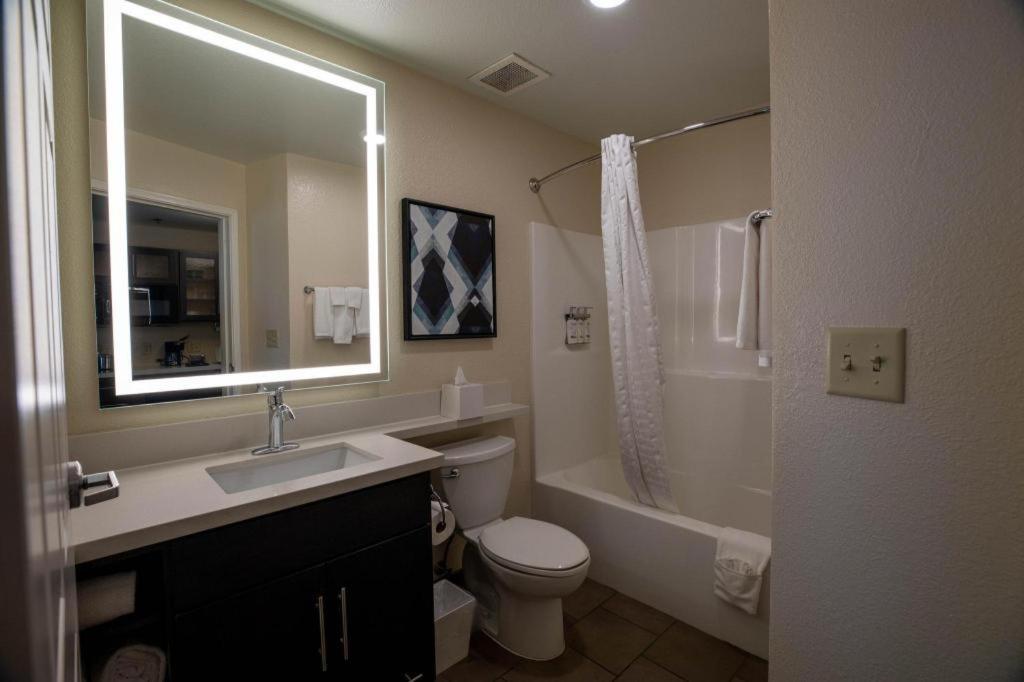 Candlewood Suites Saint Joseph By Ihg Eksteriør billede