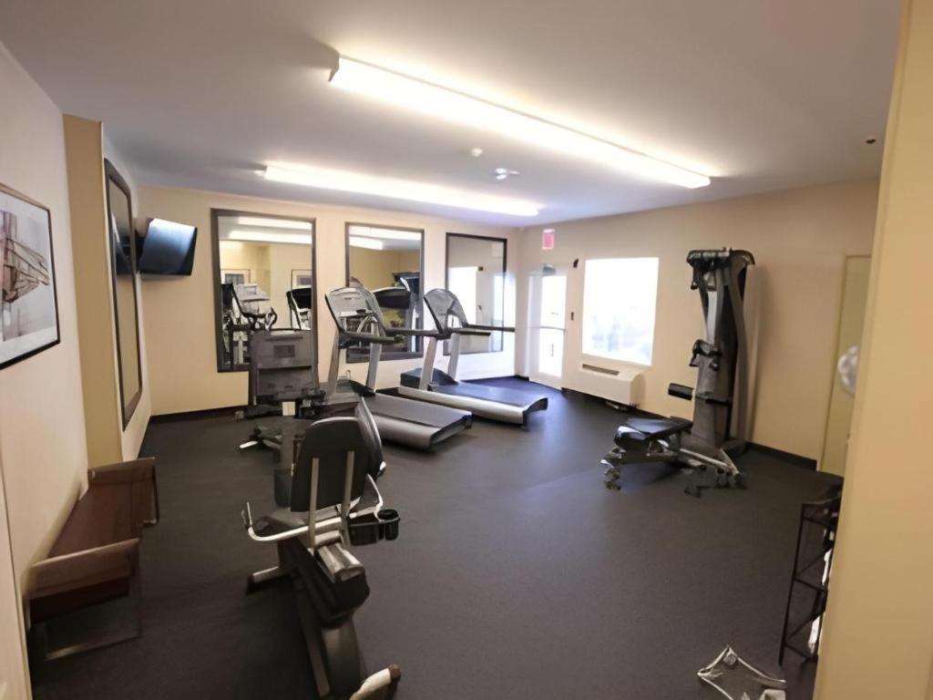 Candlewood Suites Saint Joseph By Ihg Eksteriør billede