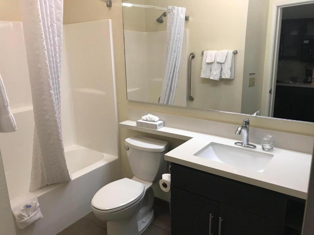 Candlewood Suites Saint Joseph By Ihg Eksteriør billede