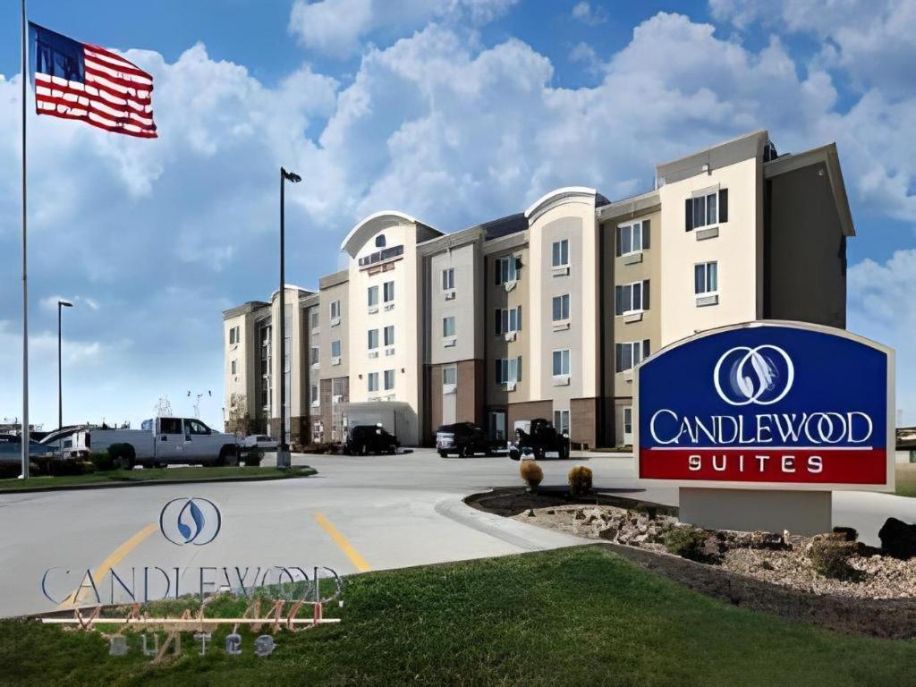 Candlewood Suites Saint Joseph By Ihg Eksteriør billede