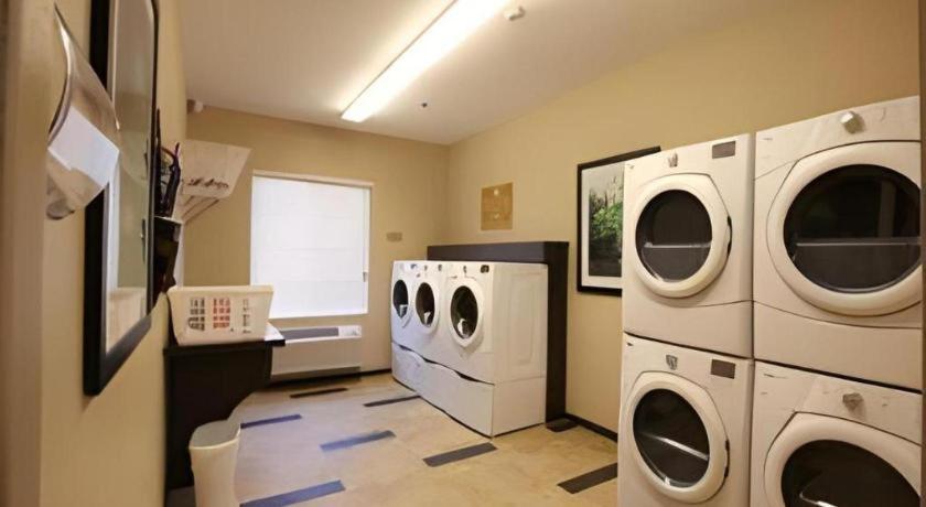 Candlewood Suites Saint Joseph By Ihg Eksteriør billede