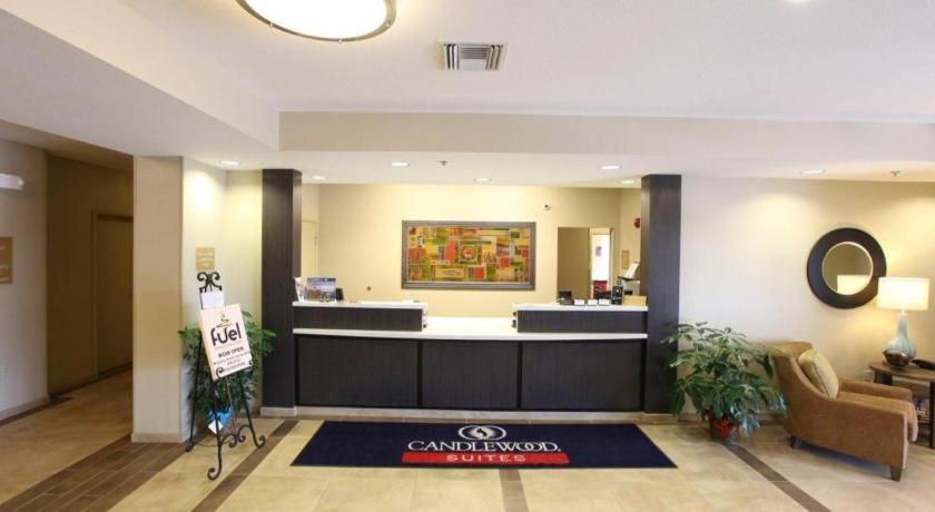 Candlewood Suites Saint Joseph By Ihg Eksteriør billede