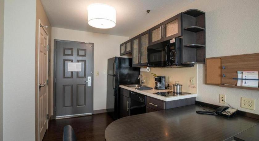 Candlewood Suites Saint Joseph By Ihg Eksteriør billede