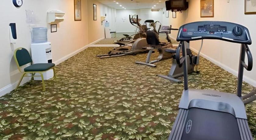 Candlewood Suites Saint Joseph By Ihg Eksteriør billede
