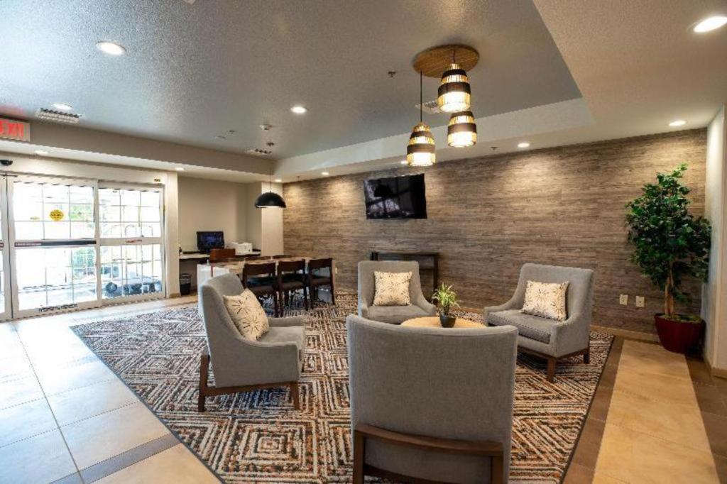 Candlewood Suites Saint Joseph By Ihg Eksteriør billede
