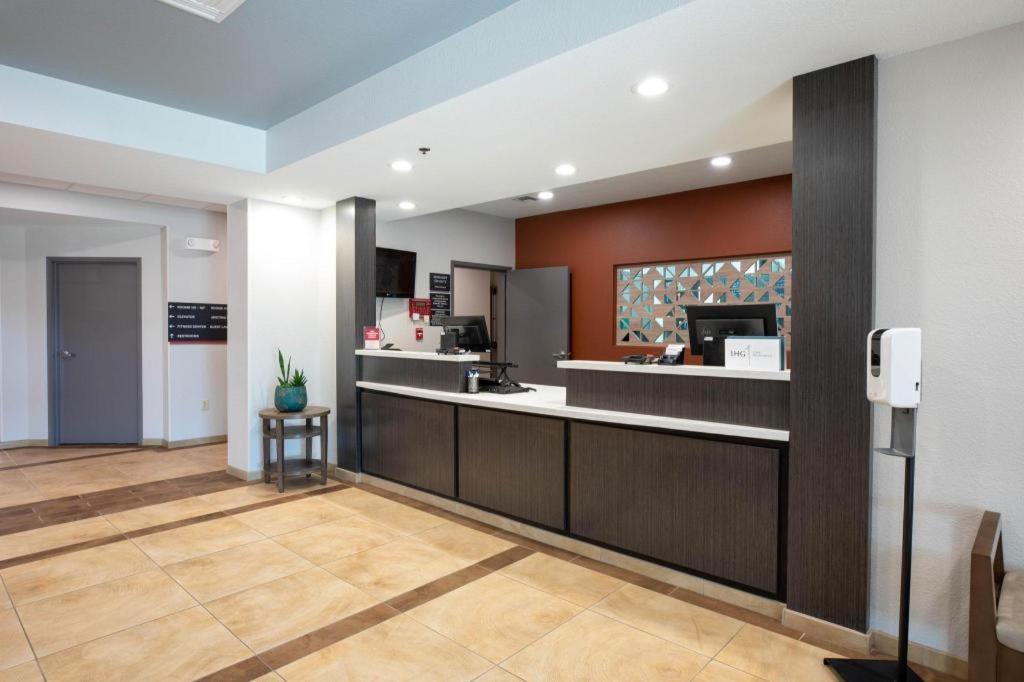 Candlewood Suites Saint Joseph By Ihg Eksteriør billede